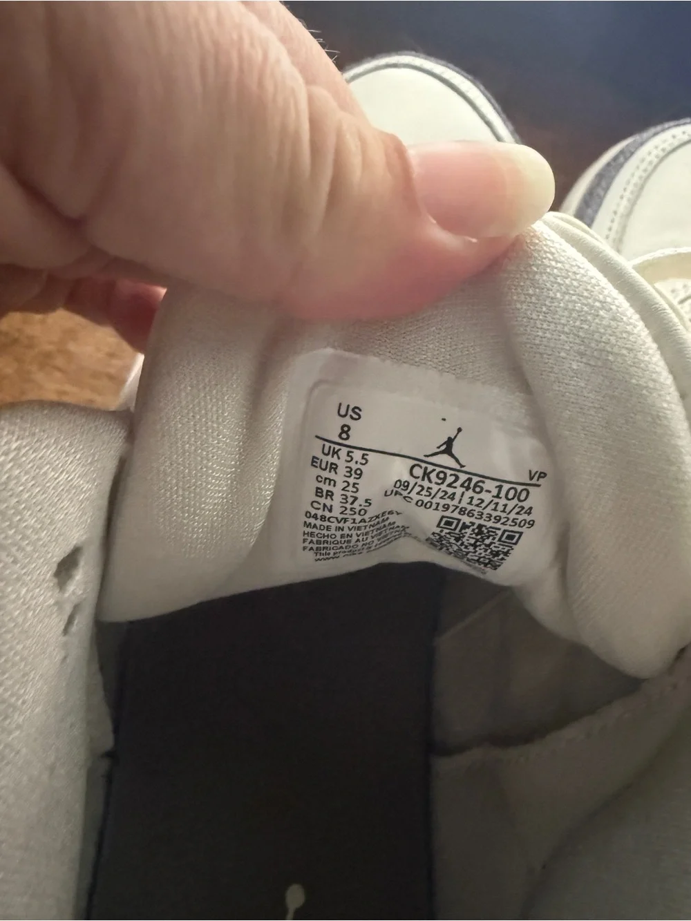 Jordan classic white